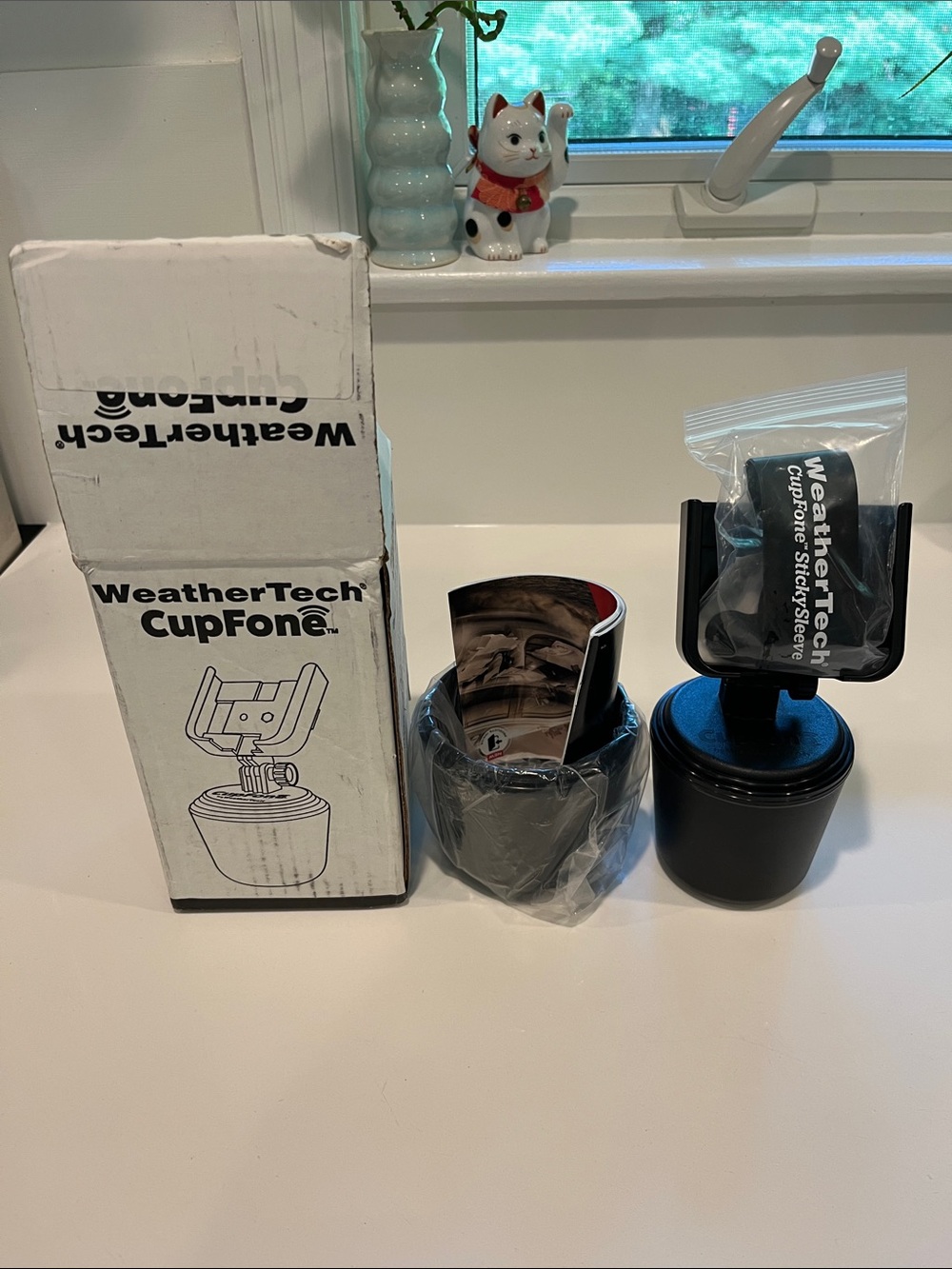 NWT WeatherTech CupFone Car Cup Holder Phone Mount - Black